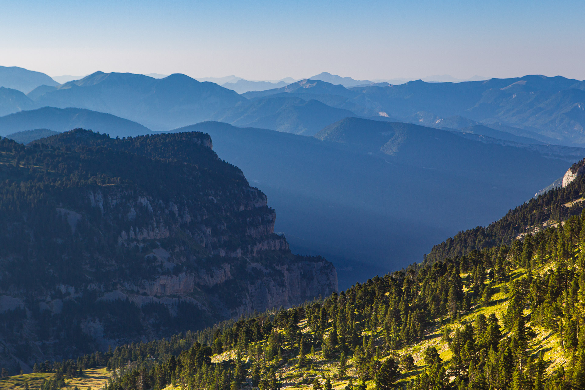 paysage du Vercors au-dessus du cirque d'Archivante