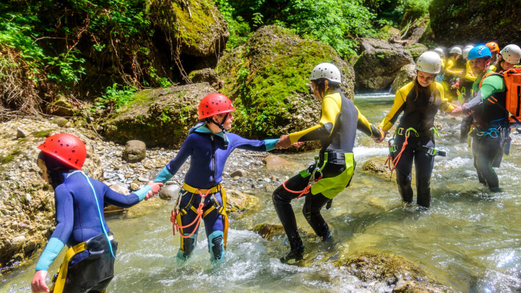 Canyoning en famille dans les Pyrénées